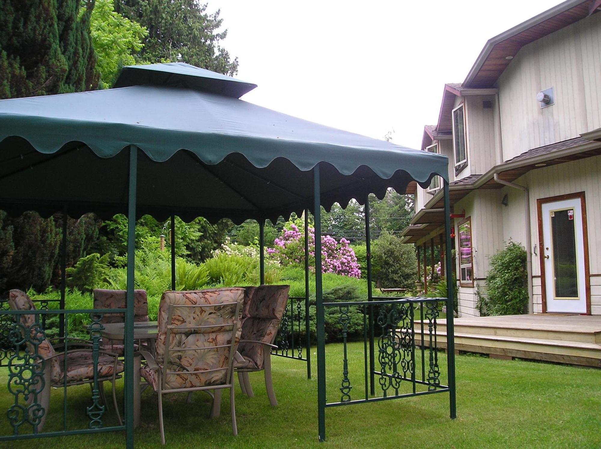 Cedar Wood Lodge Bed & Breakfast Inn Port Alberni Exteriör bild