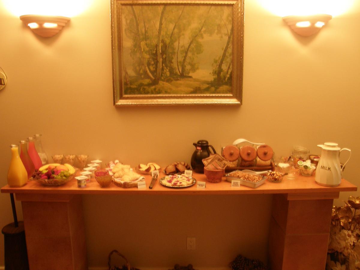 Cedar Wood Lodge Bed & Breakfast Inn Port Alberni Exteriör bild